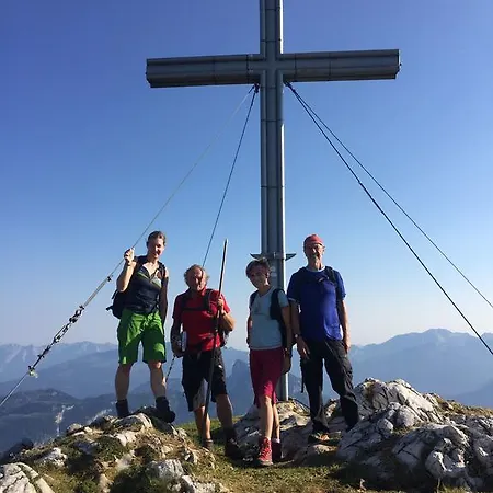 Wildrose Bad Mitterndorf